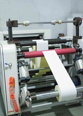 Beschichtete Papierrollen Etikett Acrylklebstoff SGS zertifiziert Wasserdicht