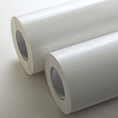 80gm beschichtetes Papier mit Drucketikettmaterial mit einer Dicke von 72±5% und einer Schälfestigkeit von ≥ 9N 90°