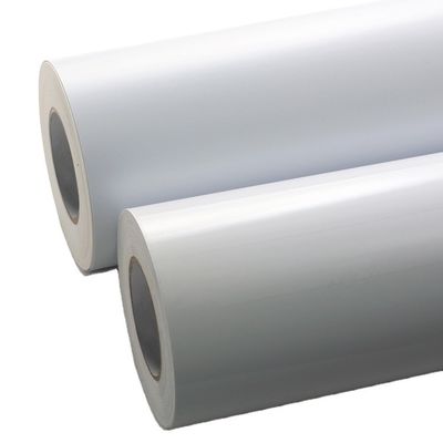 80gm Beschichtetes Papier Drucketikett Material Liner Gewicht g/m2 60±5% Anfangsabhängigkeit ≥14N